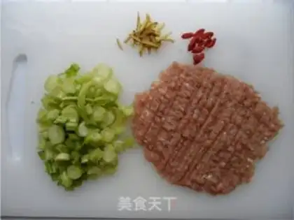 Make Congee with minced pork and cabbage step 0
