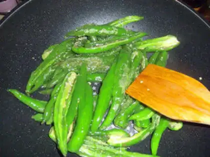 Make oil-soaked peppers step 4