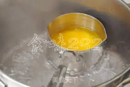 Make Delicious egg roll step 12