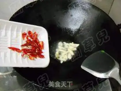Make Hot and sour soybean sprouts step 4