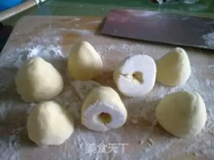 Make corn wowotou step 5