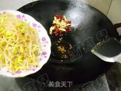 Make Hot and sour soybean sprouts step 5
