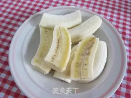 Make Banana roll step 1