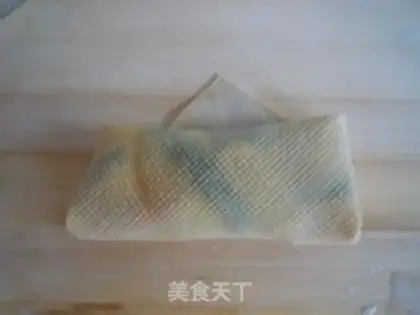 Make Thousand Spring Rolls step 9