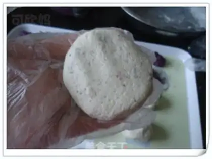 Make Bean dregs purple potato cake step 12