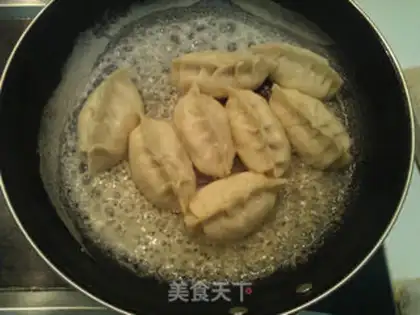 Make Fresh meat pot stickers step 13