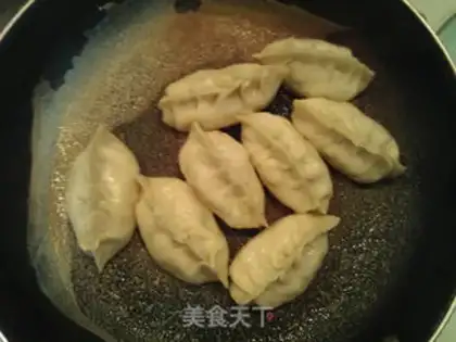 Make Fresh meat pot stickers step 14