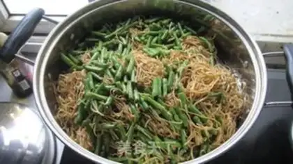 Make Vegetarian noodles step 6