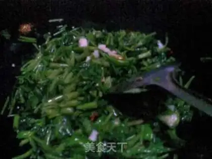 Make Garlic cabbage step 5