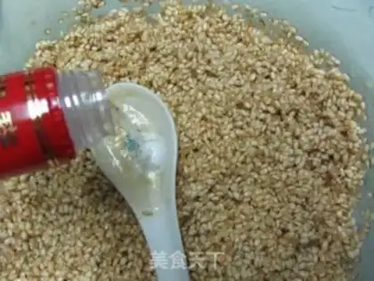 Make Jiaxing fresh meat rice dumplings step 14