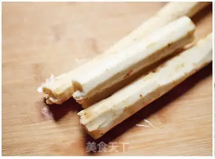 Make Burdock salad step 0