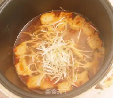 Make Qian-style spicy tofu pot step 4