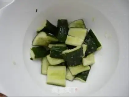 Make Salad cucumber step 2