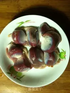 Make Fried chili with duck gizzards step 0