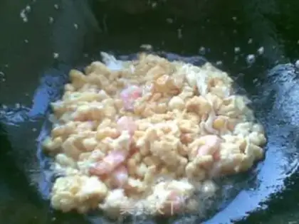 Make fried rice step 4