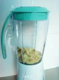 Make Banana Qifeng Cake step 0