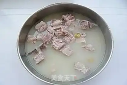 Make Chicken feather vegetable ribs soup step 4