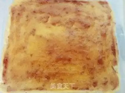 Make Banana Qifeng Cake step 8