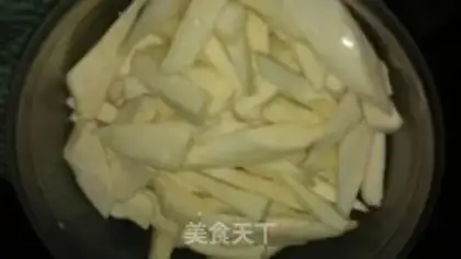 Make stir-fried duck heart with rice bamboo step 3