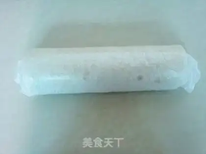 Make Banana Qifeng Cake step 9