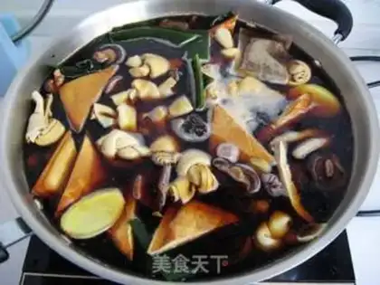 Make Stewed meat and two meals step 1