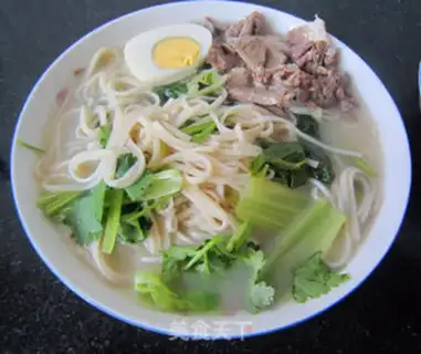 Make Frankincense beef noodles step 7