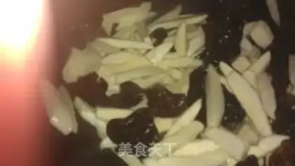 Make stir-fried duck heart with rice bamboo step 8