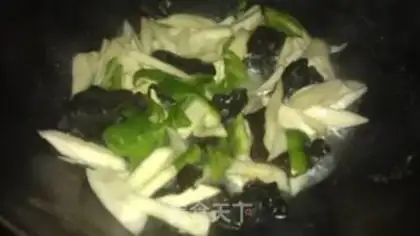 Make stir-fried duck heart with rice bamboo step 9