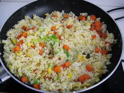 Make egg fried rice step 7