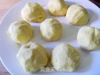 Make Coarse grains and cabbage pasted with cakes step 12