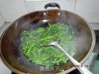 Make stir-fried cabbage step 3