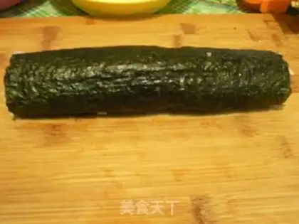 Make Spicy Squid Sushi step 16