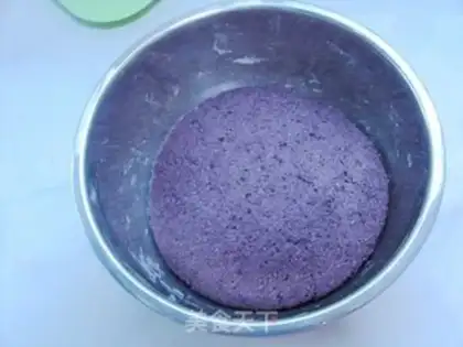 Make Black rice two-color roll step 5