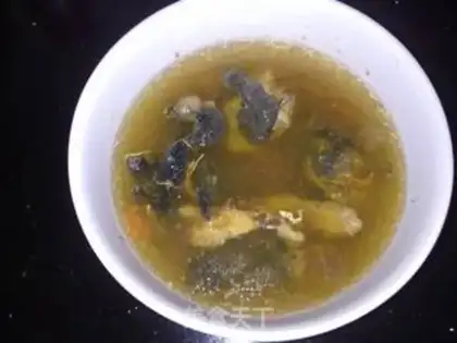 Make Cordyceps Flower and Black Chicken Soup step 2