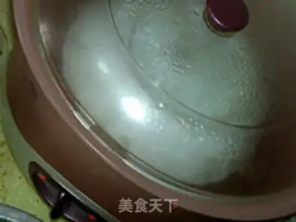 Make milk-flavored mashed potatoes step 1