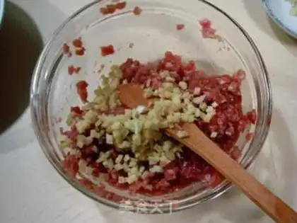Make Cowpea and pork vegetable buns step 0