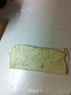 Make Scallion flavor lard biscuits step 7
