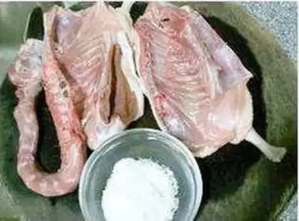 Make Jiang dried salted duck step 1