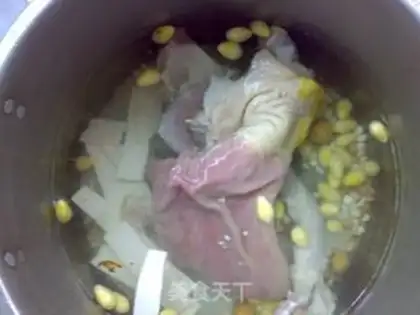 Make Ginkgo Pork Tripe Soup step 4