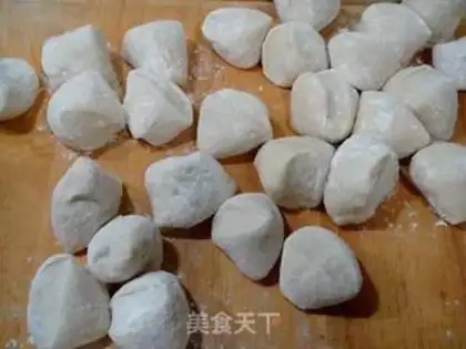 Make Cowpea and pork vegetable buns step 9