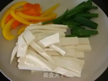 Make Fried chicken with tofu in oyster sauce step 2