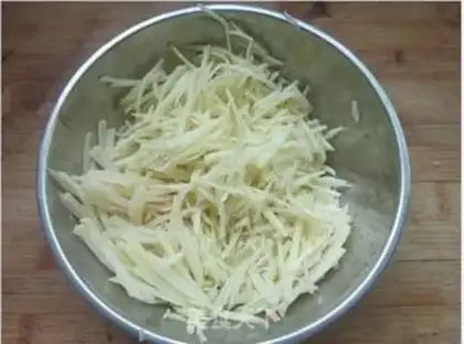 Make Potato omelet step 1