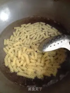 Make Tomato pasta step 1