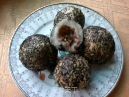 Make fried sesame balls step 8