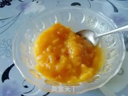 Make Yogurt and apricot ice step 1