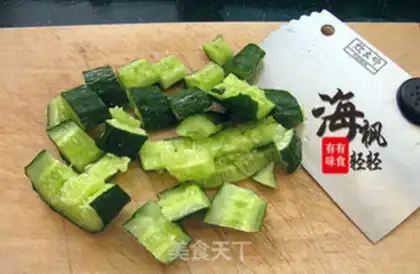 Make Mixed cucumber with fried dough sticks step 2