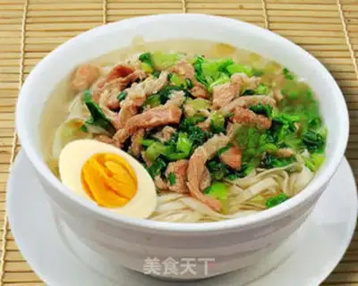 Make Shredded Pork Noodles with Vegetables step 13