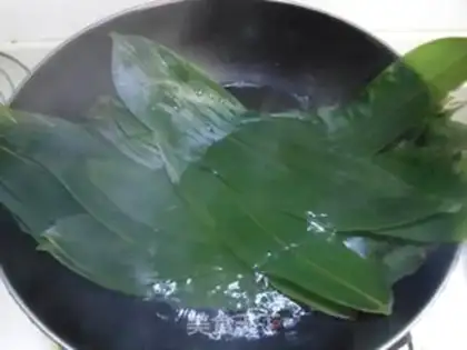 Make Purple sweet potato crystal rice dumplings step 1