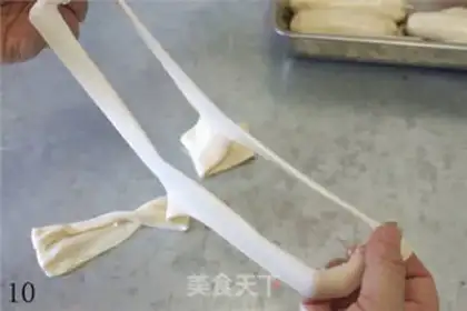 Make Shaanxi pants belt pulled noodles step 21