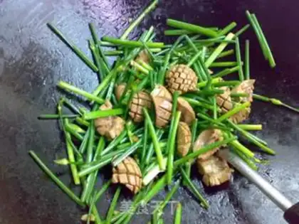 Make stir-fry double flowers step 7